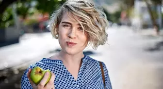 Her gün bir elma yemek sağlığımız için gerçekten faydalı mı?