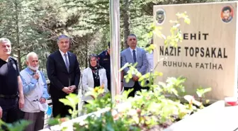 Şehit polis memuru Topsakal kabri başında dualarla anıldı