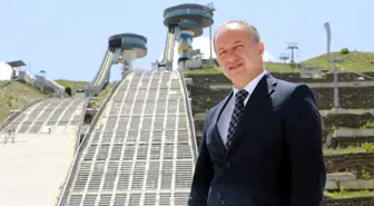 Erzurum'daki Kayakla Atlama Kuleleri Ahşap Pistlerle Yenileniyor