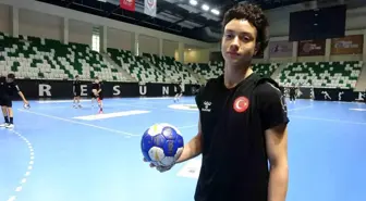 U16 Erkek Hentbol Milli Takımı Avrupa Şampiyonası Hazırlıklarına Devam Ediyor