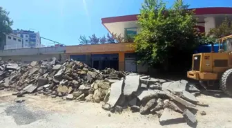 Yalova'da Alkollü Tartışma Kanlı Bitti: Bir Kişi Bıçakla Öldürüldü