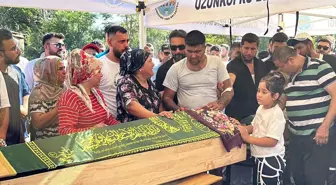 Uzunköprü'de Ağaca Çarpan Otomobilde 5 Kişi Hayatını Kaybetti