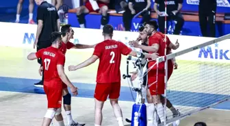A Milli Erkek Voleybol Takımı, Ukrayna'ya 3-0 Mağlup Oldu