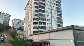 Ankara'da 11. Katında Yangın Çıkan Bina