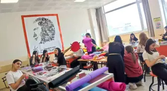 Depremzede Çocukların Hayalleri Oyuncaklara Dönüşüyor