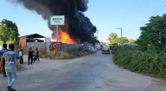 Bursa'daki Plastik Fabrikasında Yangın