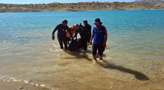 Karpuz almak için girdiği barajda boğuldu