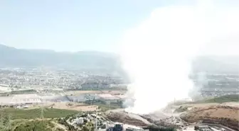 İZAYDAŞ'ta Çöp Depolama Alanında Yangın Çıktı