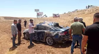 Mardin'de Takla Atan Araçta 2 Yaralı