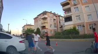Kocaeli'de Çocuklar Arasında Sokakta Kavga
