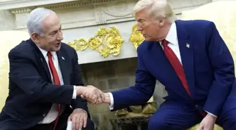 Trump'ın Netanyahu'ya Yolsuzluk Davası İptali Çağrısı Fırtınası