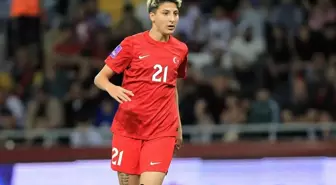 Türk yıldız Kader Hançar, yurt dışına transfer oldu