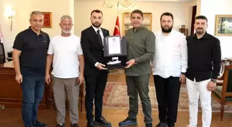 Düzce Beşiktaşlılar Derneği'nden Vali Aslan'a Ziyaret