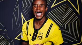 Youssoufa Moukoko, 8.5 milyon euro maaşı bırakıp Kopenhag'a imza atıyor