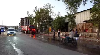 Antalya'da Mobilya Atölyesinde Yangın