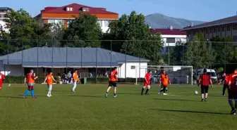 Bayburt'ta Babalar Günü Futbol Turnuvası Düzenlendi