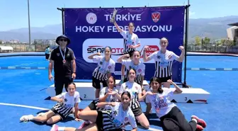 Ege Yıldızları Kadın Hokey Takımı, Türkiye Üçüncüsü Oldu