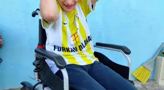 Muşspor Şampiyon Olunca, Genç Sanatçı Sözünü Tuttu
