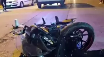 Sakarya'da Motosiklet ve Otomobil Çarpıştı: Sürücü Havaya Fırladı