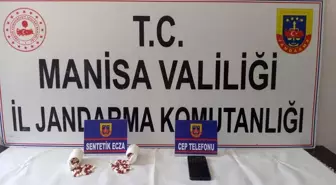 Soma'da Uyuşturucu Operasyonu: 104 Sentetik Ecza Hapı Ele Geçirildi