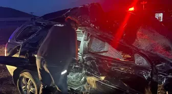 Ardahan'da TIR ve Cip Çarpıştı: 2 Ölü, 2 Yaralı