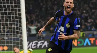Arnautovic'ten Veli Kavlak'a telefon! Beşiktaş'ı sordu