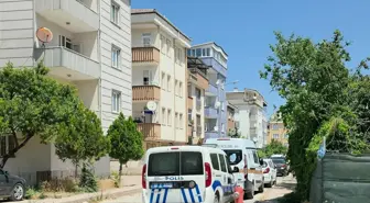 Bir aylık bebek beşiğinde ölü bulundu