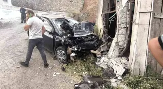Bitlis'te Trafik Kazası: 2 Ölü, 2 Yaralı