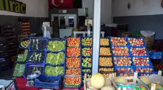 İstanbul'da Meyve Fiyatları Rekor Seviyelere Ulaştı