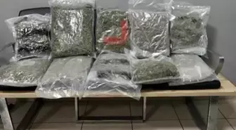 İzmir'de Asayiş Operasyonları: 92 Aranan Şahıs Yakalandı