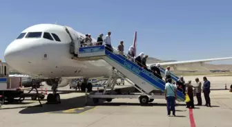 Malatya'dan Kutsal Topraklara Dönüş Başladı
