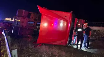 Bolu TEM Otoyolu'nda Tır ve Cip Çarpıştı: 2 Yaralı
