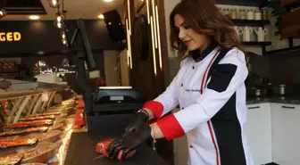 2 çocuk annesi kasap: Kadın eli değen her yer güzelleşiyor