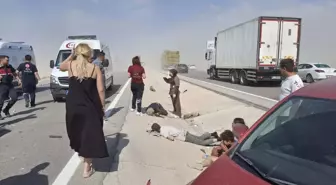 Aksaray'da Kum Fırtınası Nedeniyle Zincirleme Kaza: 11 Yaralı