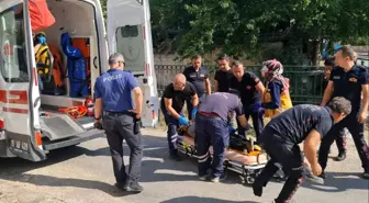 Bucak'ta Balkon Çökmesi: Anne ve Kızı Yaralandı