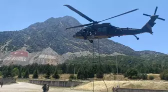 MSB, Çabuk İniş ve Tahliye Eğitimi Gerçekleştirdi
