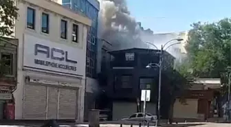 Şanlıurfa'da Havai Fişek Deposunda Yangın ve Patlamalar