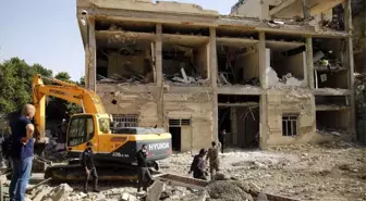 İsrail'in Tahran'daki Cezaevi Saldırısında 71 Kişi Hayatını Kaybetti