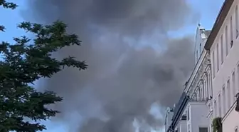 Berlin'de İnşaat Halindeki Binada Yangın