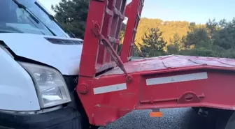 Bursa'da Zincirleme Trafik Kazası: 7 Araç Birbirine Girdi