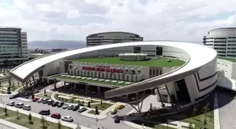 Erzurum'da Eşler Arasında Tartışma Kanlı Bitti: Kadın Bıçakla Yaralandı