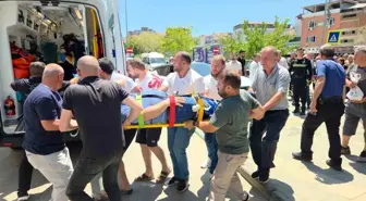Bursa'da Trafik Kazası: İki Yaya Yaralandı