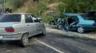 Aydın'da Kafa Kafaya Çarpışma: 3 Yaralı