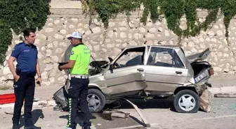 Karaman'da Trafik Kazası: Sürücü Yaralandı