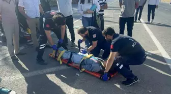 Adıyaman'da Otomobil ve Biçerdöver Çarpıştı: 6 Yaralı