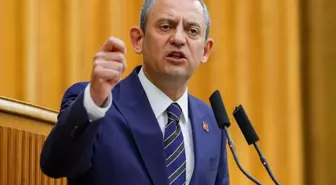 Özel'den CHP kurultay davasının ertelenmesine ilk tepki