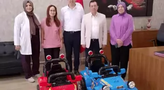 Afyonkarahisar Devlet Hastanesi'nde Çocuklar İçin Akülü Araçlar Hizmete Girdi