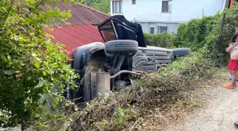 Sinop'ta Yabancı Plakalı Araç Ev Boşluğuna Düştü