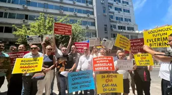 İzmir Kooperatif Mağdurları Birliği Emniyet Önünde Toplandı