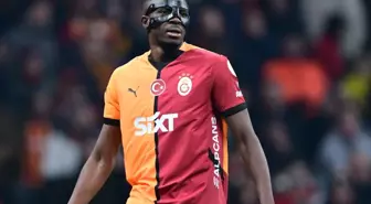 Napoli'de olay! Osimhen kadro dışı bırakılarak genç takıma yollanıyor